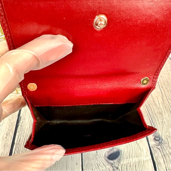 Gucci red leather mini Guccissima wallet crossbody - Picture 9 of 15